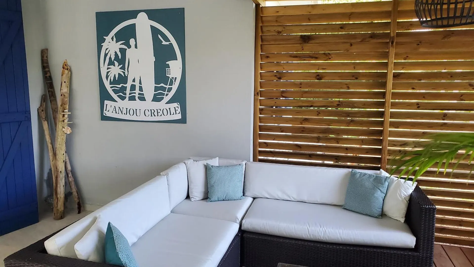 Holiday home Villa L'Anjou Creole A Sainte Anne En Guadeloupe Avec Piscine Privee Et 3 Chambres Pour 6 Personnes