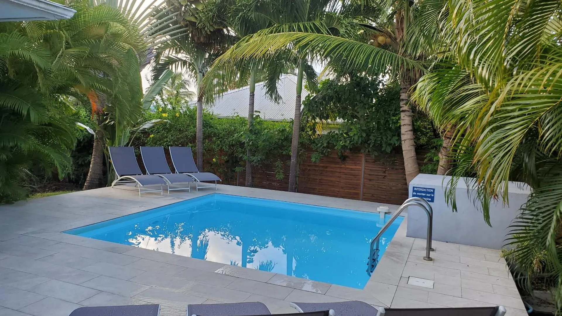 Villa L'Anjou Creole A Sainte Anne En Guadeloupe Avec Piscine Privee Et 3 Chambres Pour 6 Personnes 0*, Sainte-Anne (Grande-Terre) Guadeloupe
